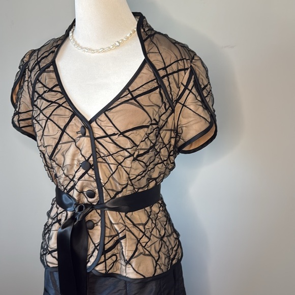 JS Collection Black Mesh over Nude Formal Evening Wear Top Sz 10 - Picture 6 of 8